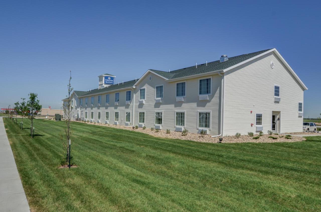 Cobblestone Inn & Suites-Kersey Εξωτερικό φωτογραφία